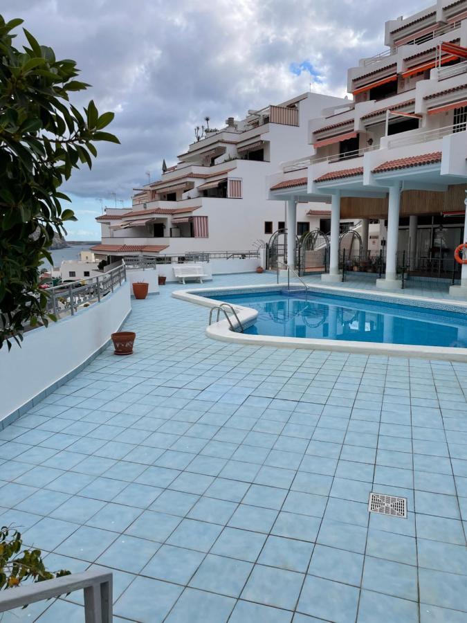 1 Bedroom Apartment With Stunning Sea View Arona  Kültér fotó