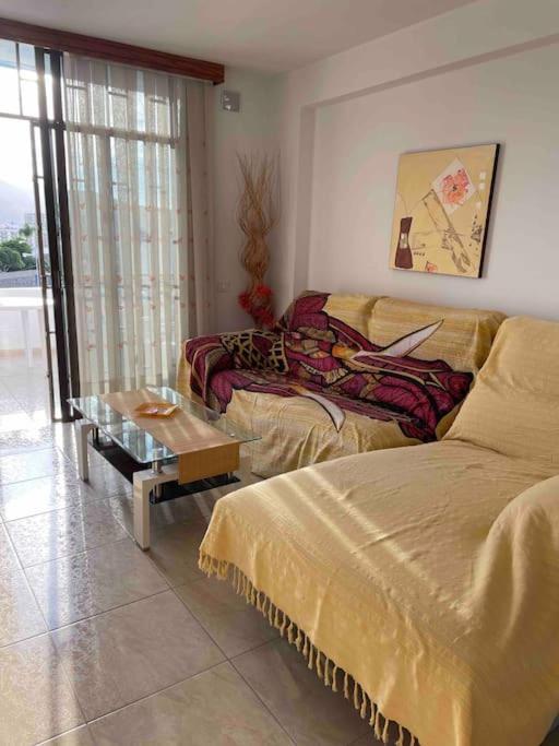 1 Bedroom Apartment With Stunning Sea View Arona  Kültér fotó